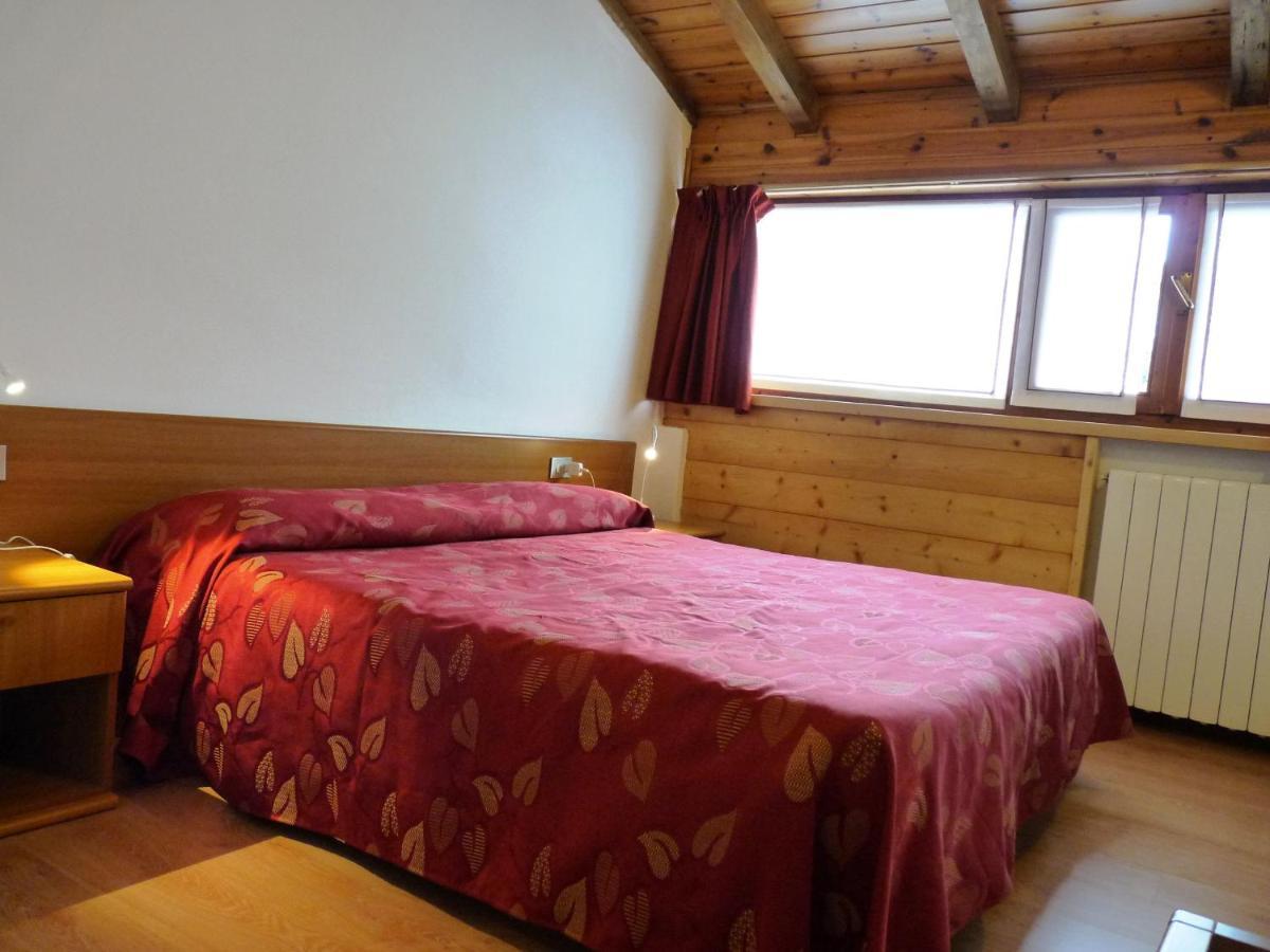 Hotel La Rosa Тельйо Екстер'єр фото