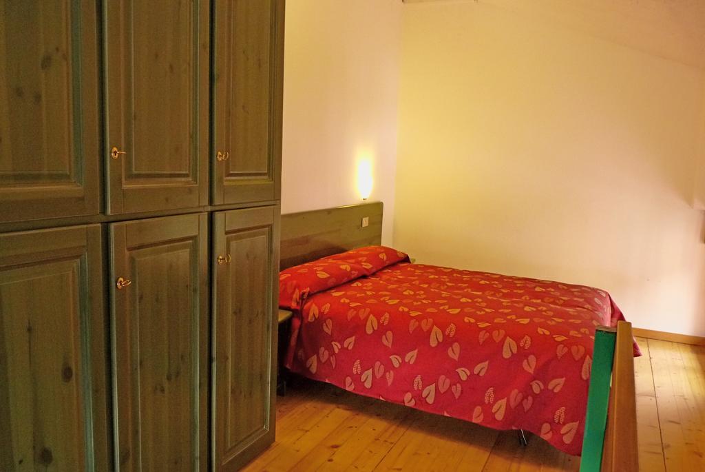 Hotel La Rosa Тельйо Екстер'єр фото