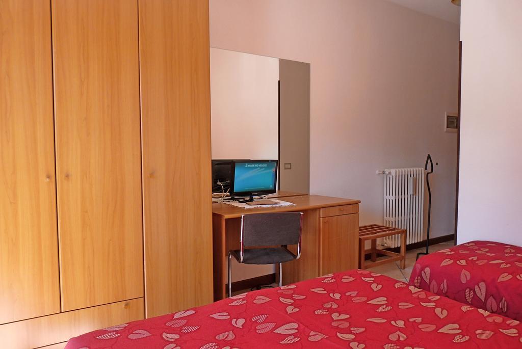 Hotel La Rosa Тельйо Екстер'єр фото